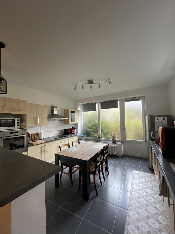 Appartement Proche Des Remparts Et Tous Commerces. Montreuil  Екстер'єр фото